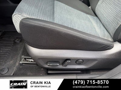 2023 Nissan Rogue SV - CLEAN CARFAX / ONE OWNER