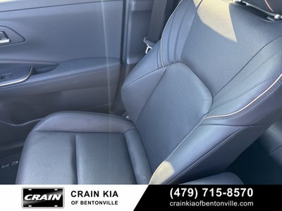 2023 Toyota Crown Limited - AWD / PANORAMIC SUNROOF