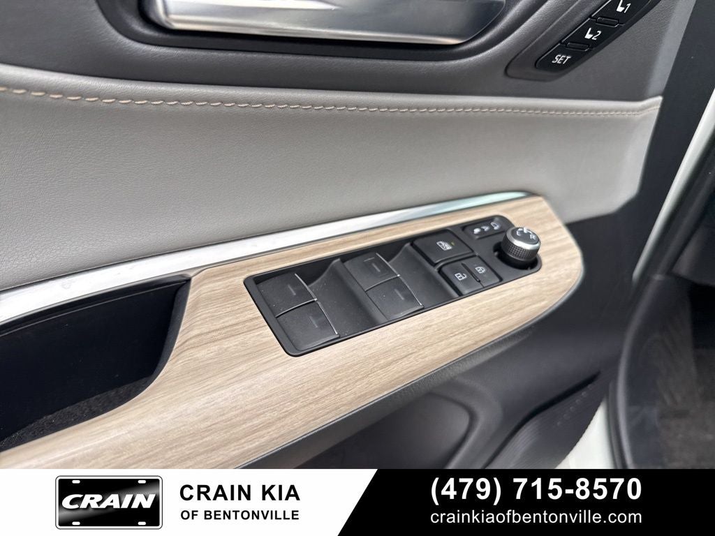 2022 Toyota Venza XLE - AWD