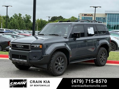2026 Toyota Land Cruiser Base - 4WD / SUNROOF / CLEAN CARFAX / ONE OWNER