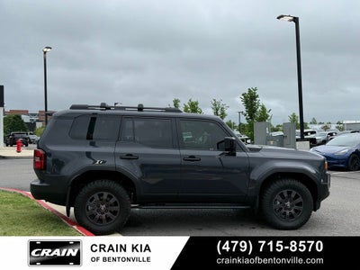 2026 Toyota Land Cruiser Base - 4WD / SUNROOF / CLEAN CARFAX / ONE OWNER