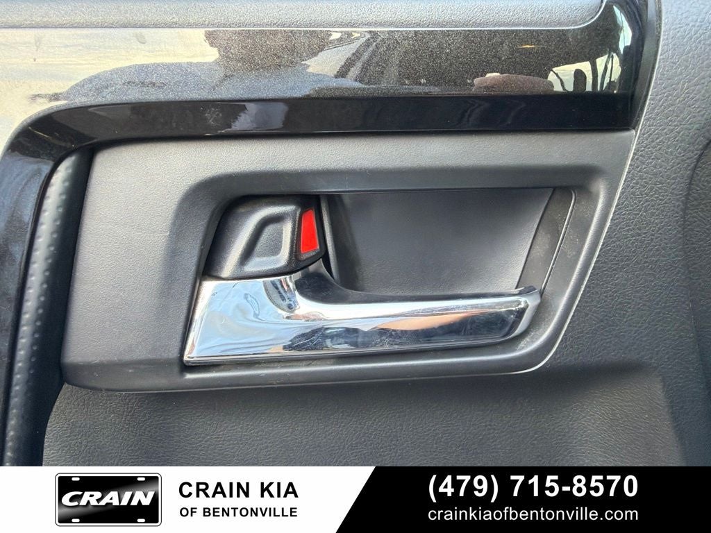 2019 Toyota 4Runner TRD Off-Road - 4WD / CLEAN CARFAX / ONE OWNER