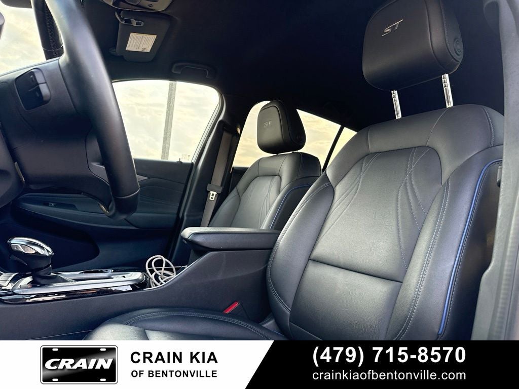 2025 Buick Envista Sport Touring - CLEAN CARFAX / ONE OWNER