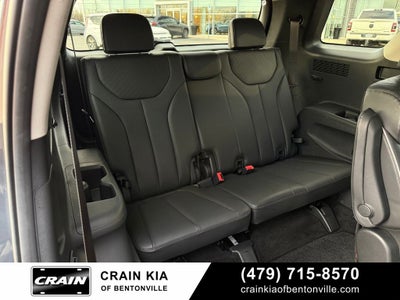 2025 Hyundai Palisade SEL - AWD / CLEAN CARFAX / ONE OWNER