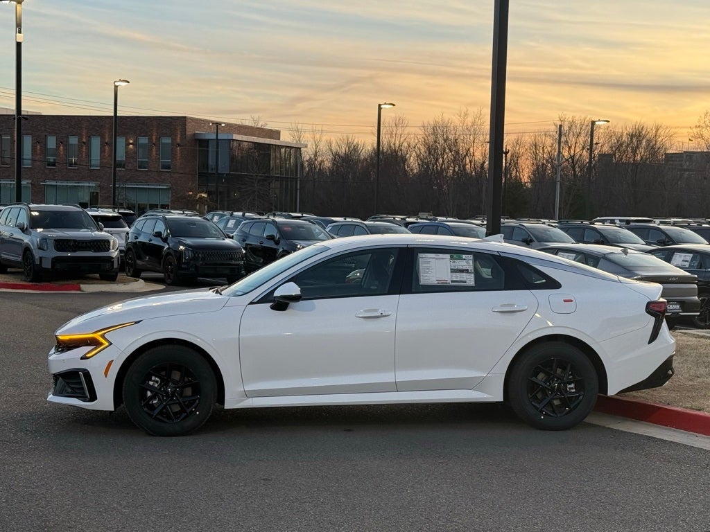 2026 Kia K5 LXS