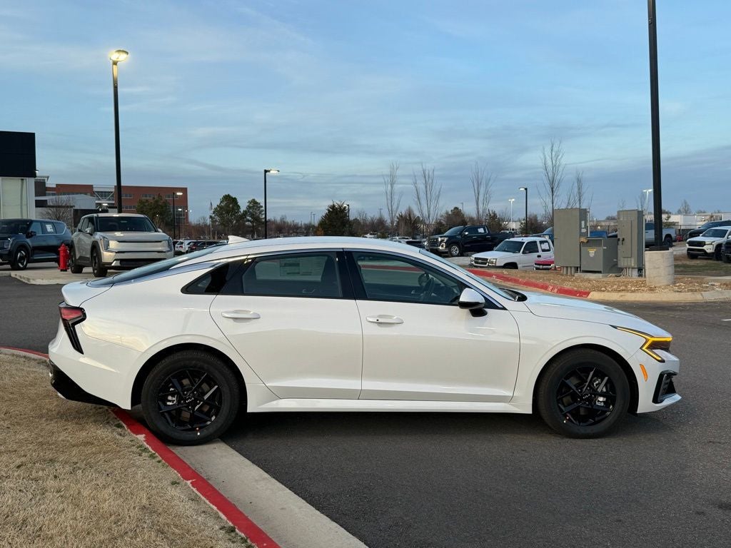 2026 Kia K5 LXS