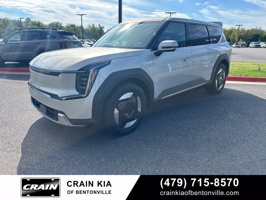 Certified 2024 Kia EV9 Light L/R with VIN KNDAB5S15R6031420 for sale in Bentonville, AR