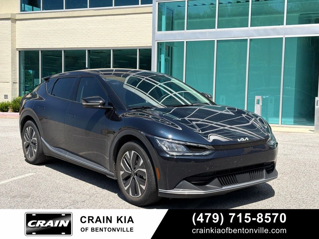 2024 Kia EV6 Light L/R's photo