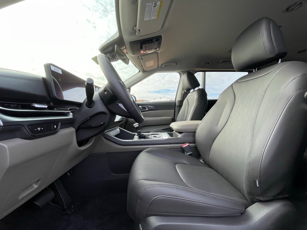 2026 Kia Carnival LXS