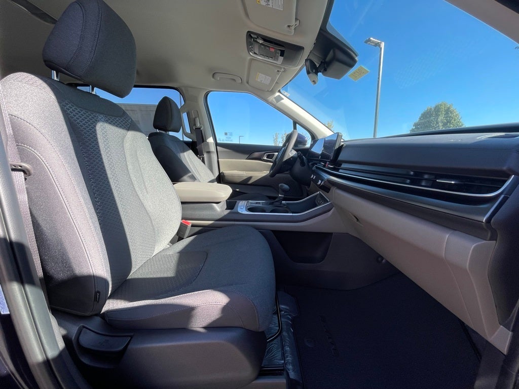 2026 Kia Carnival LX