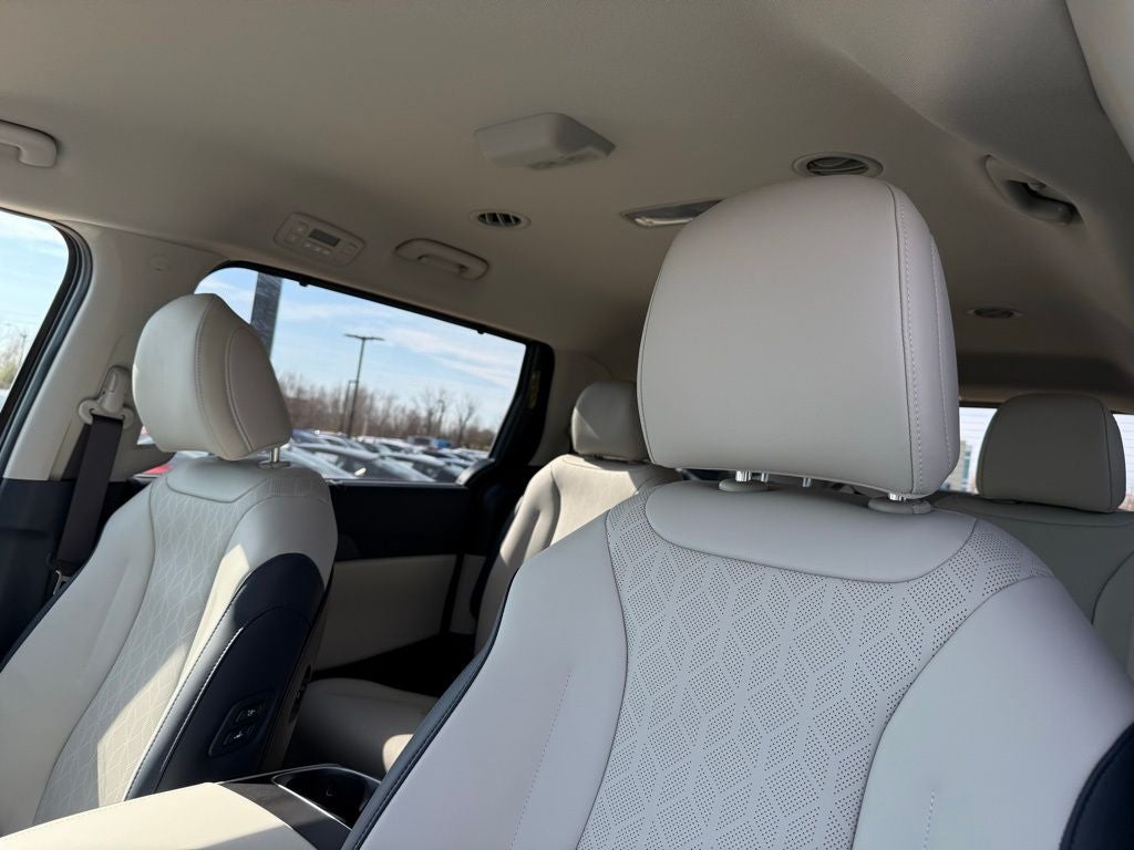 2026 Kia Carnival Hybrid EX