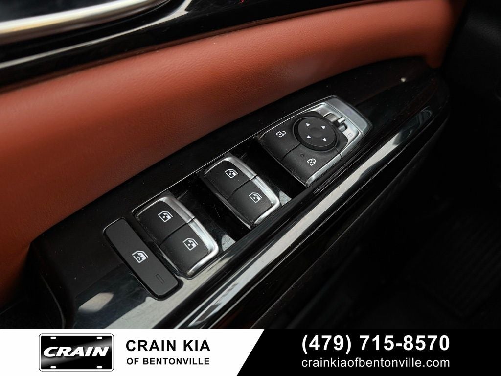 2022 Kia Carnival SX - DUAL SCREEN DVD