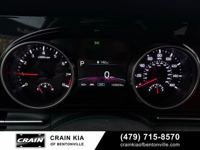 2022 Kia Carnival SX - DUAL SCREEN DVD