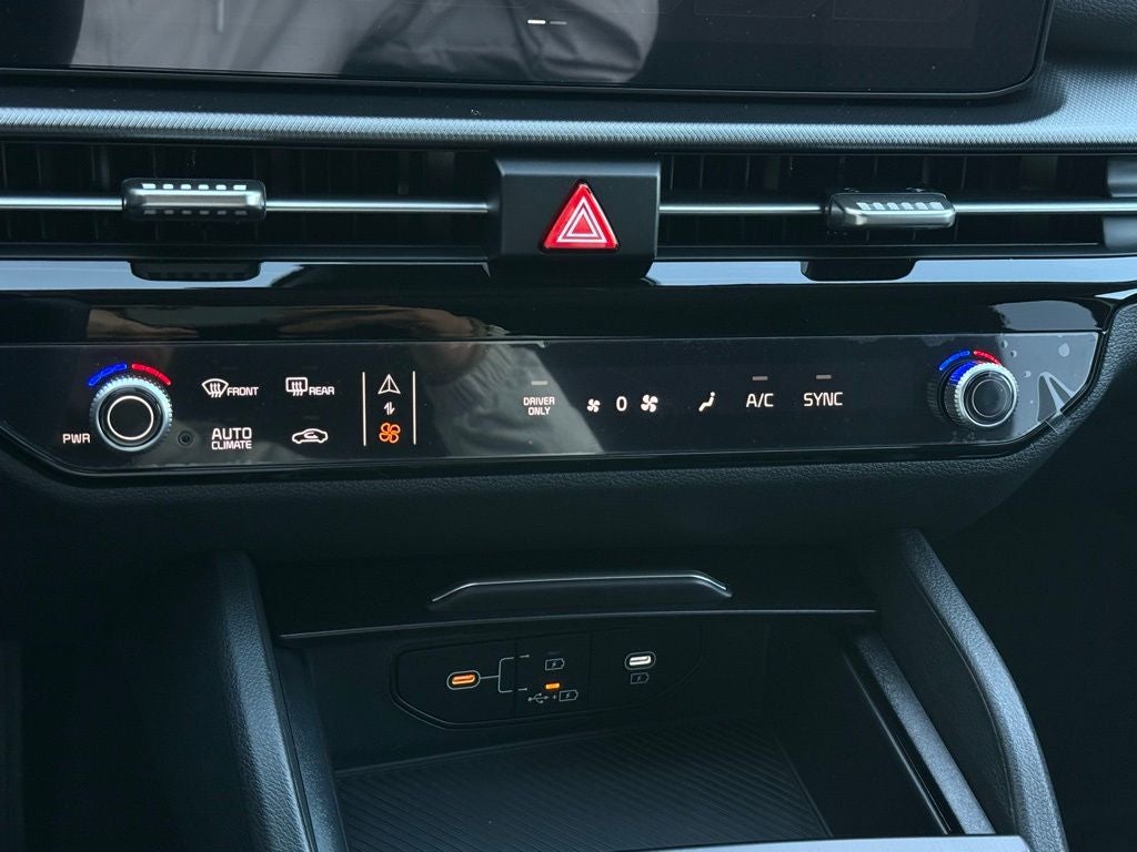 2026 Kia Sportage Hybrid LX