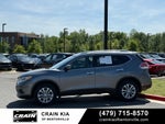 2016 Nissan Rogue SV - AWD / CLEAN CARFAX