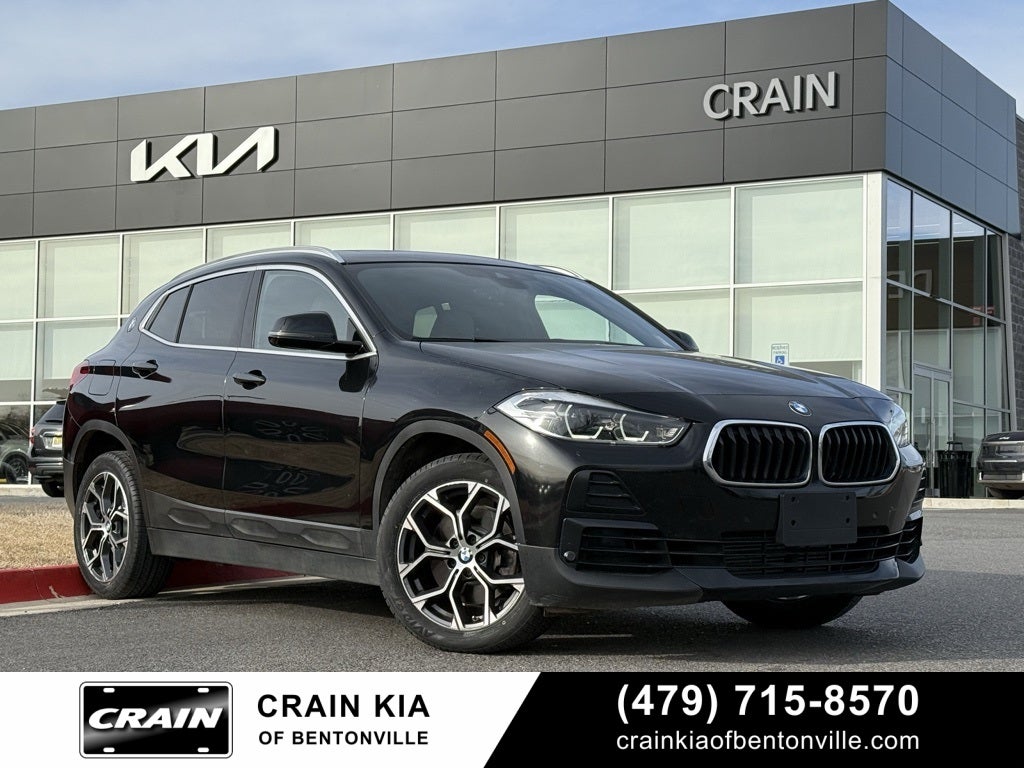 2023 BMW X2 xDrive28i - AWD / PANORAMIC SUNROOF / CLEAN CARFAX