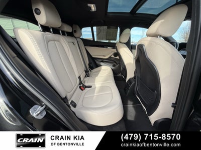 2023 BMW X2 xDrive28i - AWD / PANORAMIC SUNROOF / CLEAN CARFAX