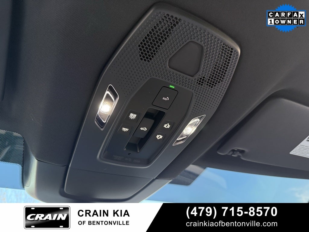 2024 Porsche Macan Electric 4 - AWD / PANORAMIC SUNROOF / ONE OWNER