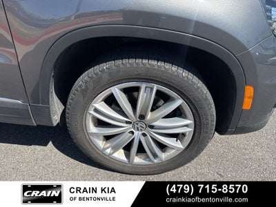 2016 Volkswagen Tiguan SE 4Motion - AWD / SUNROOF / CLEAN CARFAX