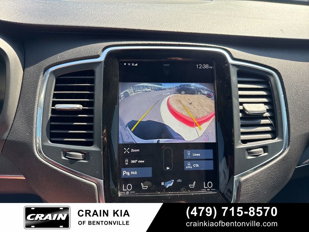 2020 Volvo XC90 T6 Momentum - AWD / PANORAMIC SUNROOF