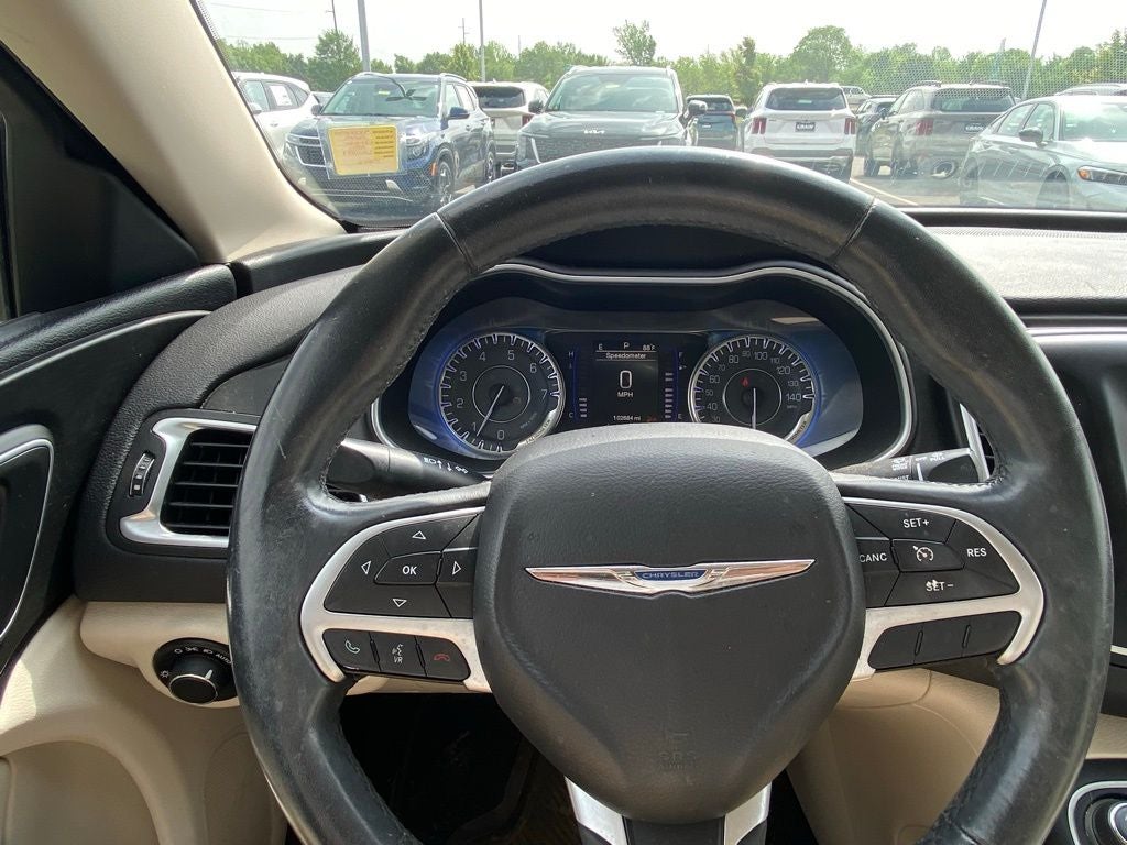 2015 Chrysler 200 Limited