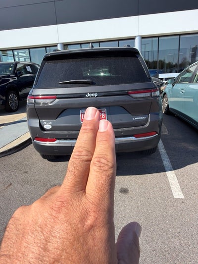 2026 Jeep Grand Cherokee Laredo 4X4