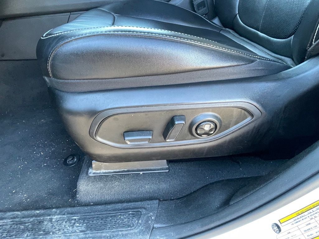 2024 Jeep Grand Cherokee L Limited 4X4 / NAV / HEATED SEATS