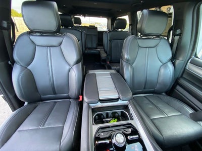 2024 Jeep Wagoneer Series II 4X4 / LEATHER / MOONROOF / LOADED