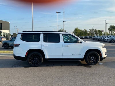 2024 Jeep Wagoneer Series II 4X4 / LEATHER / MOONROOF / LOADED