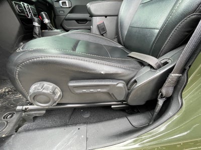 2022 Jeep Gladiator Overland 4X4 / NAV / CLEAN CARFAX