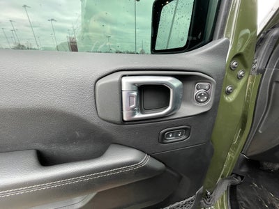 2022 Jeep Gladiator Overland 4X4 / NAV / CLEAN CARFAX