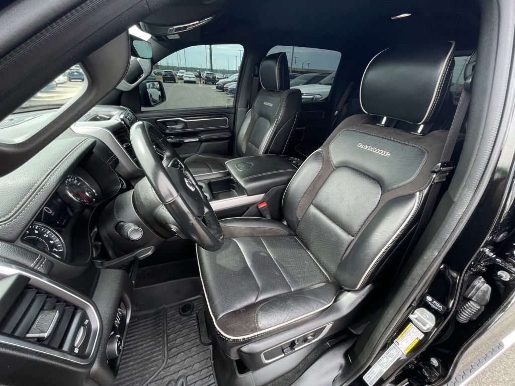 2023 RAM 1500 Laramie HEATED SEATS / NAV / COOLED SEATS