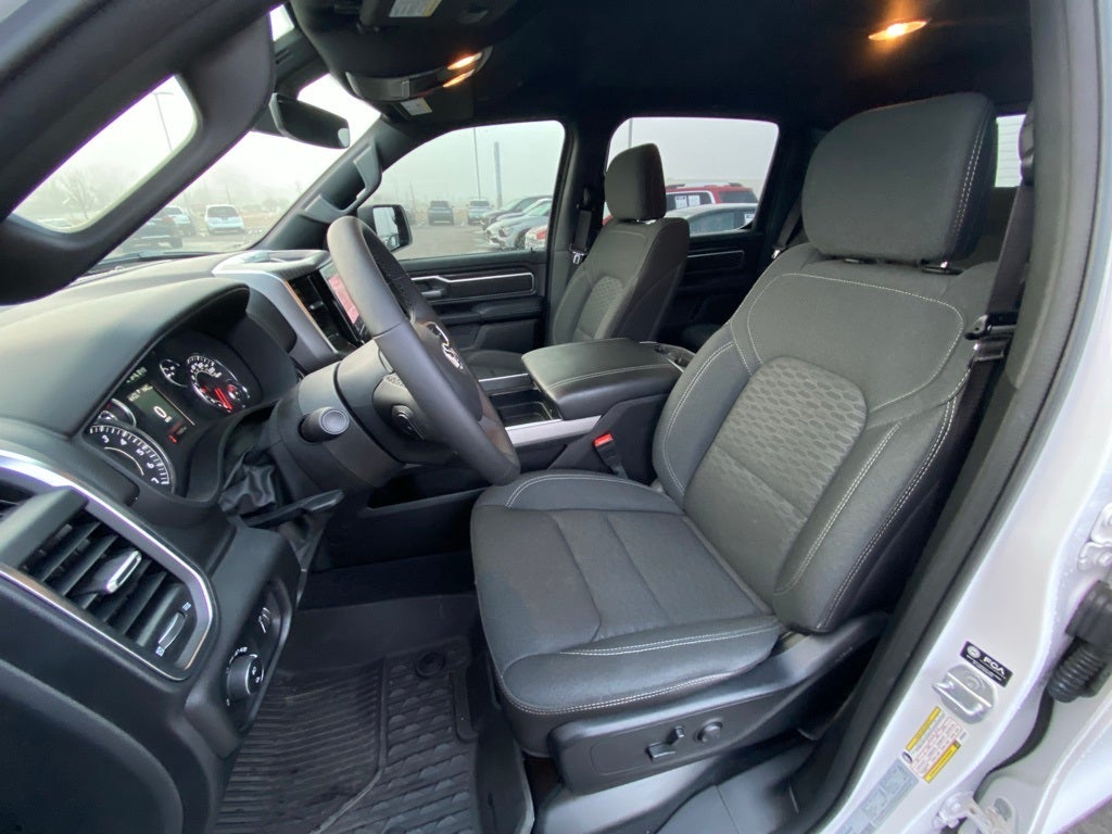 2025 RAM 1500 Big Horn/Lone Star 4X4 / ONE OWNER / HEATED SEATS