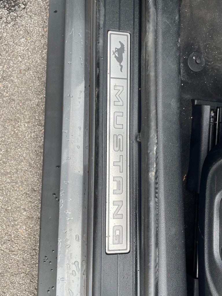 2021 Ford Mustang EcoBoost Premium CLEAN CARFAX / HEATED SEATS
