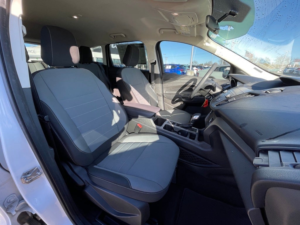 2019 Ford Escape S