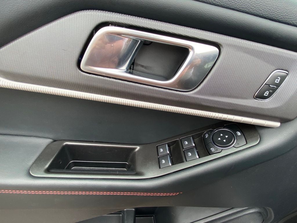 2025 Ford Explorer ST-Line 4X4 / HEATED SEATS / ONE OWNER