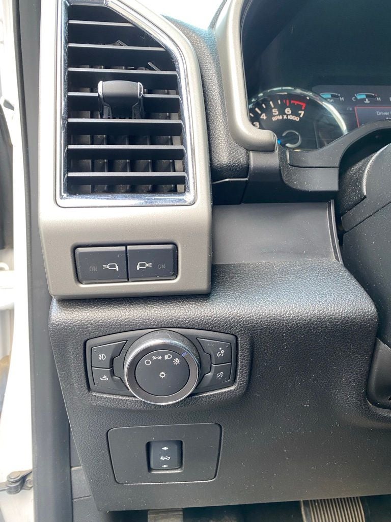 2017 Ford F-150 Lariat CLEAN CARFAX / 4X4