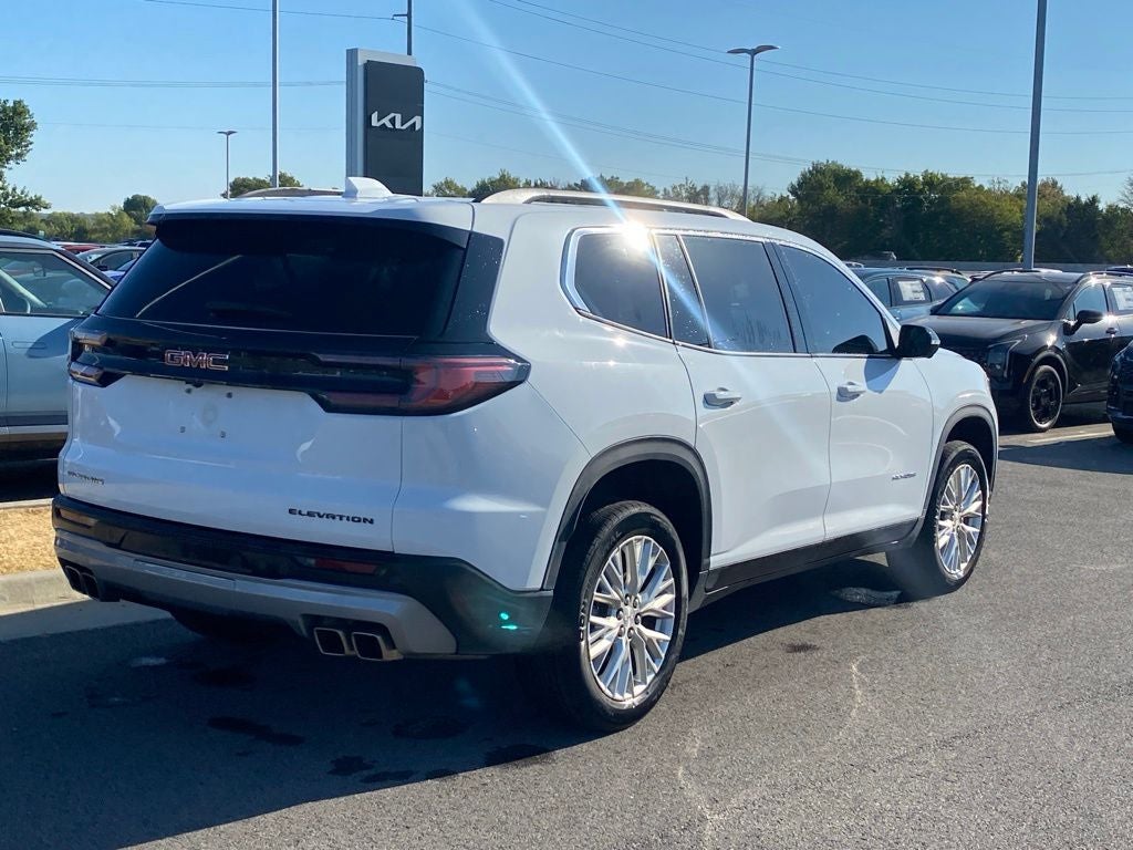 2024 GMC Acadia Elevation NAV / LUXURY PACKAGE / HEATED SEATS