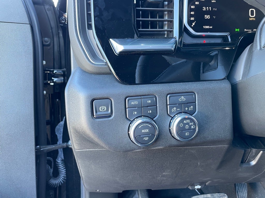 2026 GMC Sierra 1500 Elevation 4X4 / HEATED SEATS / NAV