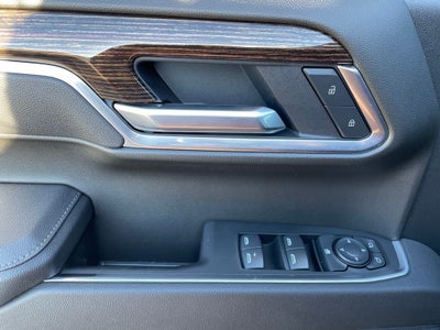 2026 GMC Sierra 1500 Elevation 4X4 / HEATED SEATS / NAV