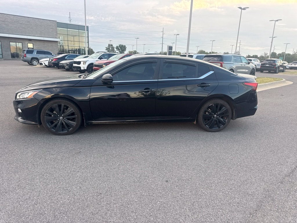 2022 Nissan Altima 2.5 SR
