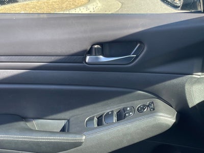 2024 Nissan Altima 2.5 SV ONE OWNER
