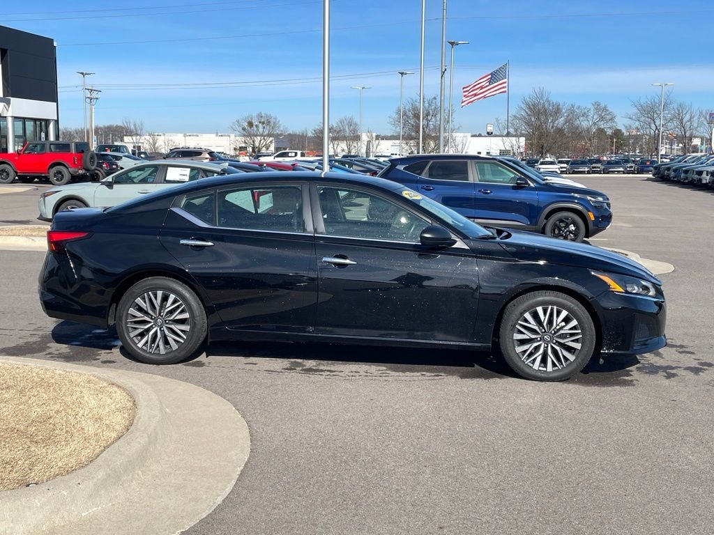 2024 Nissan Altima 2.5 SV ONE OWNER