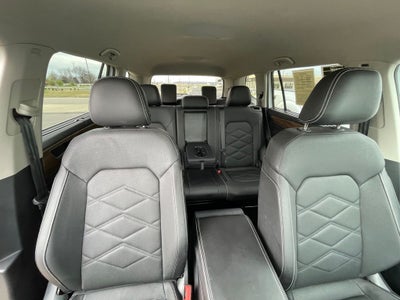 2025 Volkswagen Atlas 2.0T SE w/Technology ONE OWNER / HEATED SEATS