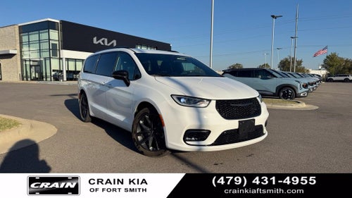 2024 Chrysler Pacifica Touring L HEATED SEATS / LEATHER / 3RD ROW