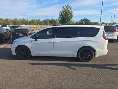 2024 Chrysler Pacifica Touring L HEATED SEATS / LEATHER / 3RD ROW