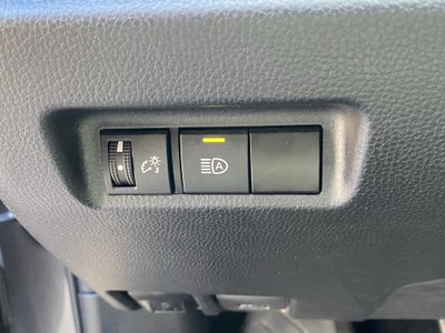 2024 Toyota RAV4 LE ONE OWNER / AWD