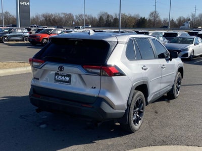 2024 Toyota RAV4 LE