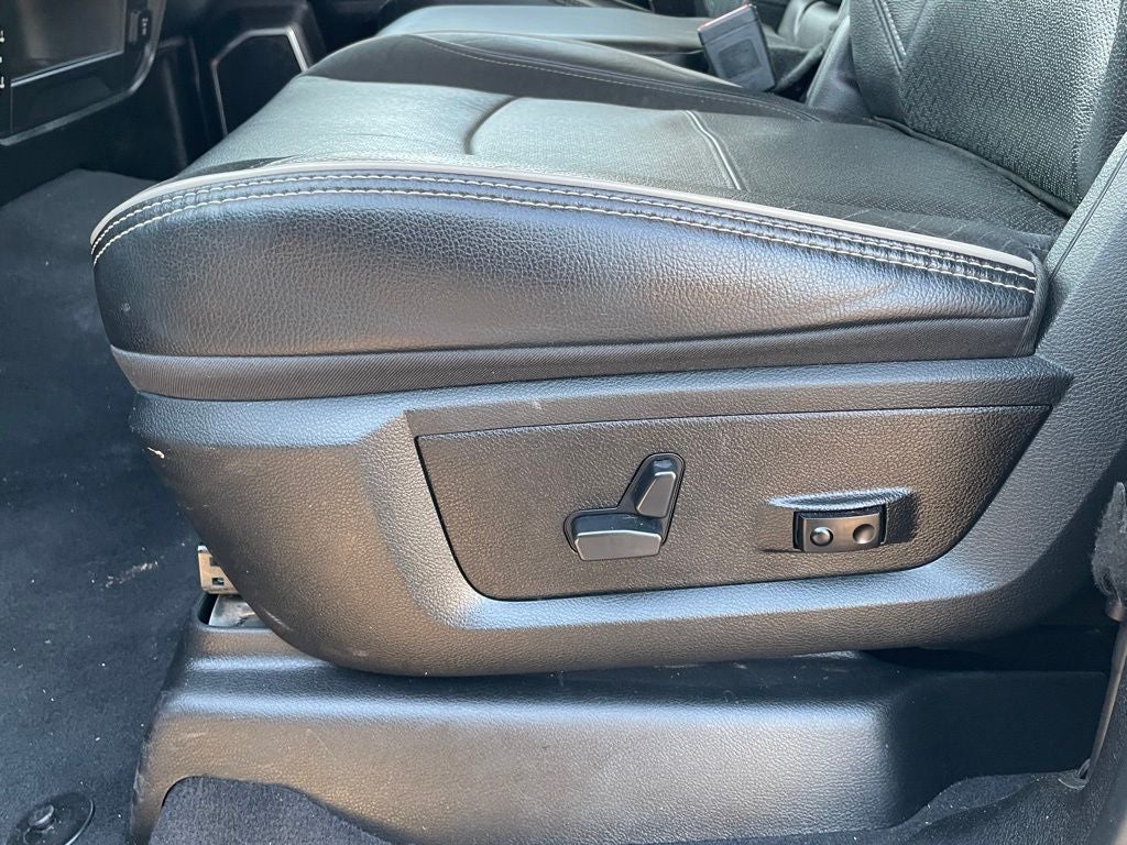 2024 RAM 2500 Laramie 4X4 / ONE OWNER / HEATED SEATS