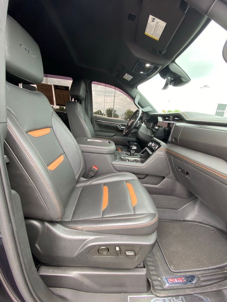 2022 GMC Sierra 1500 AT4 4x4 / HEATED SEATS